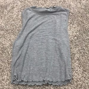 grey crop top